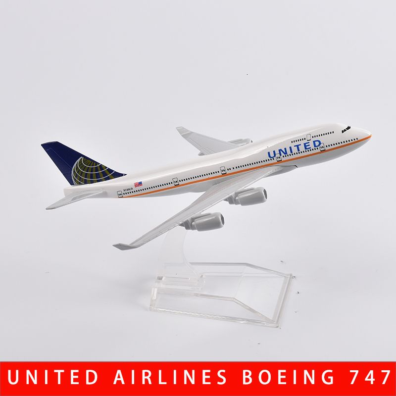 United B747.