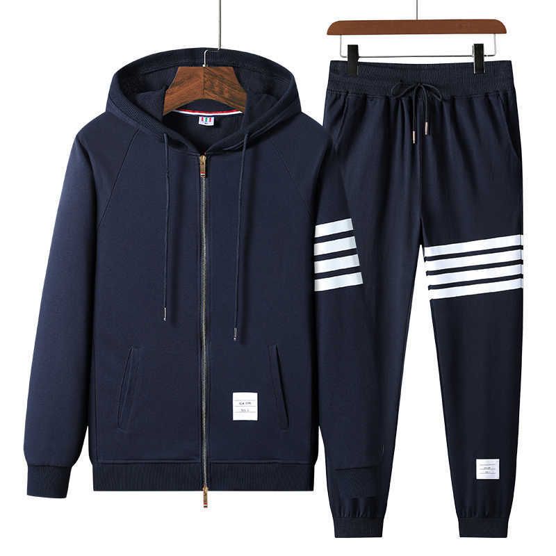 Navy blau