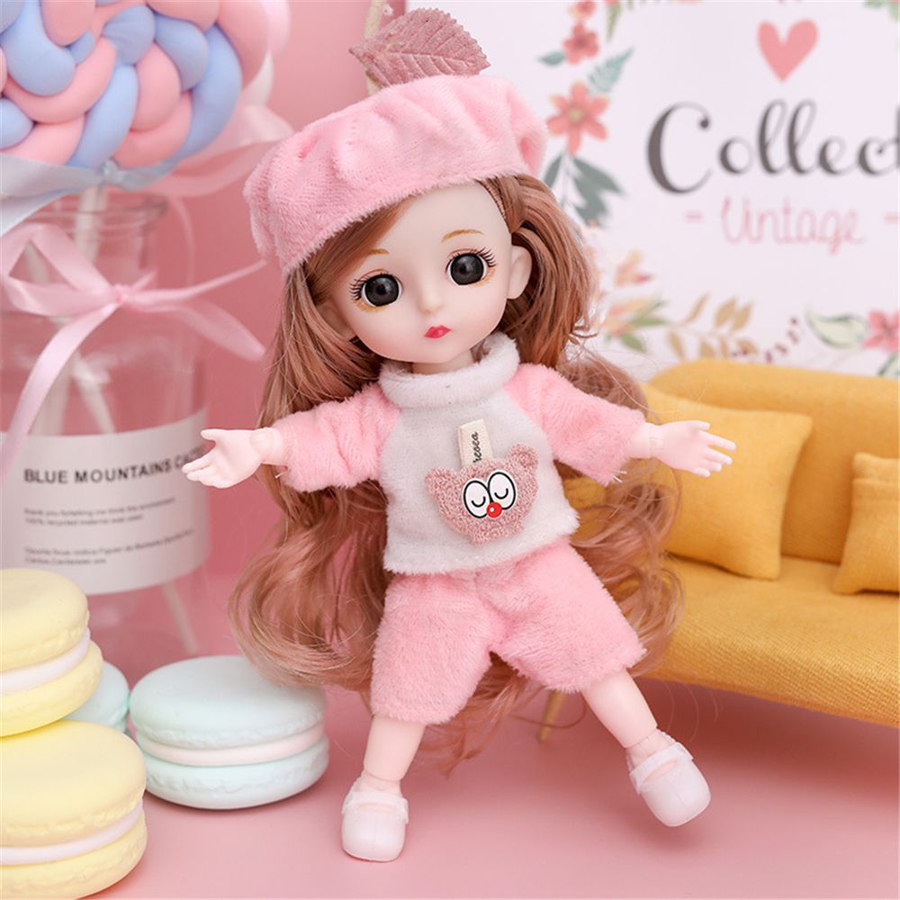 Doll And Clothes12