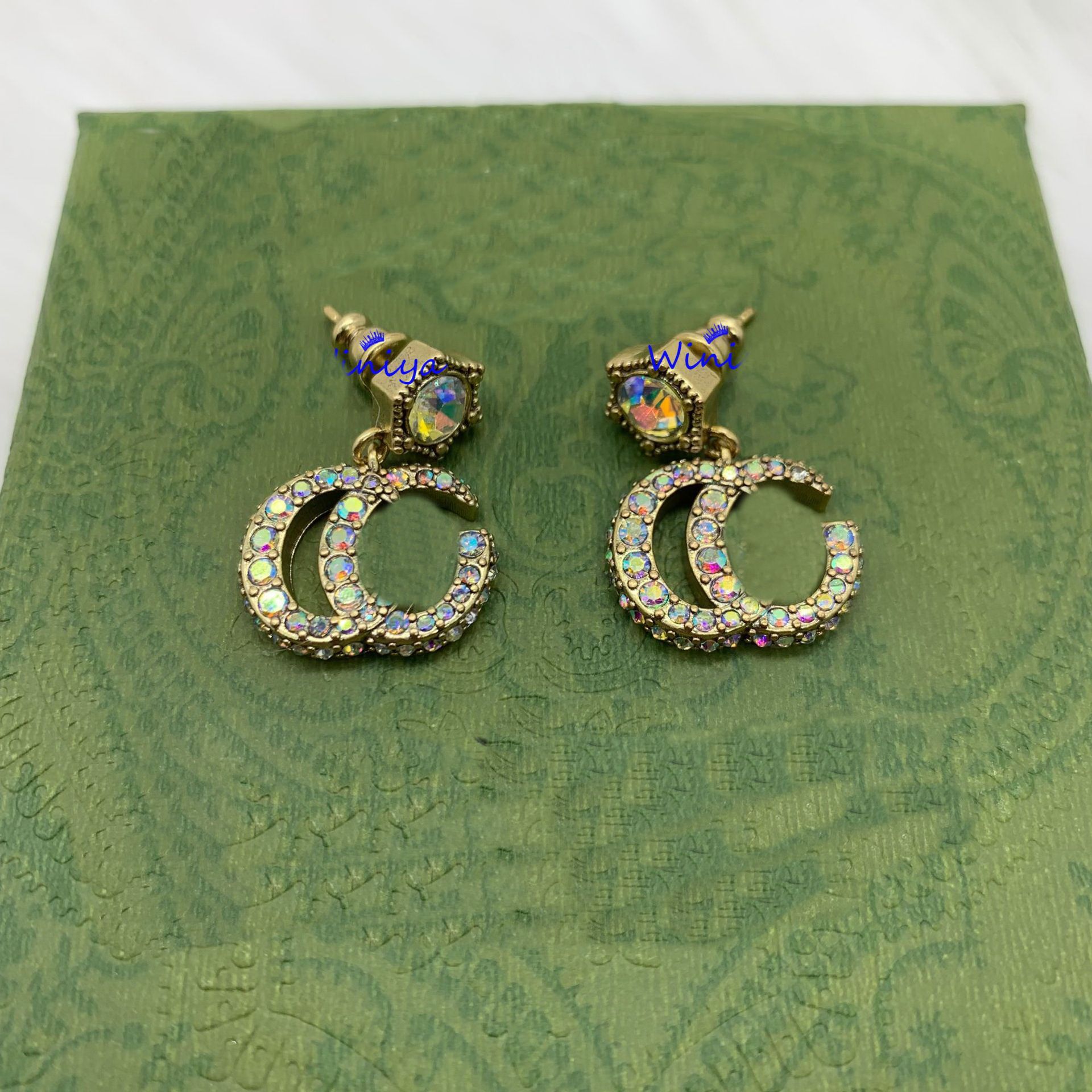 08--29 earring