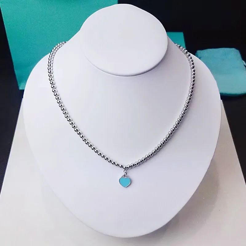 Argent + bleu (collier)