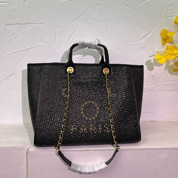 c29-black