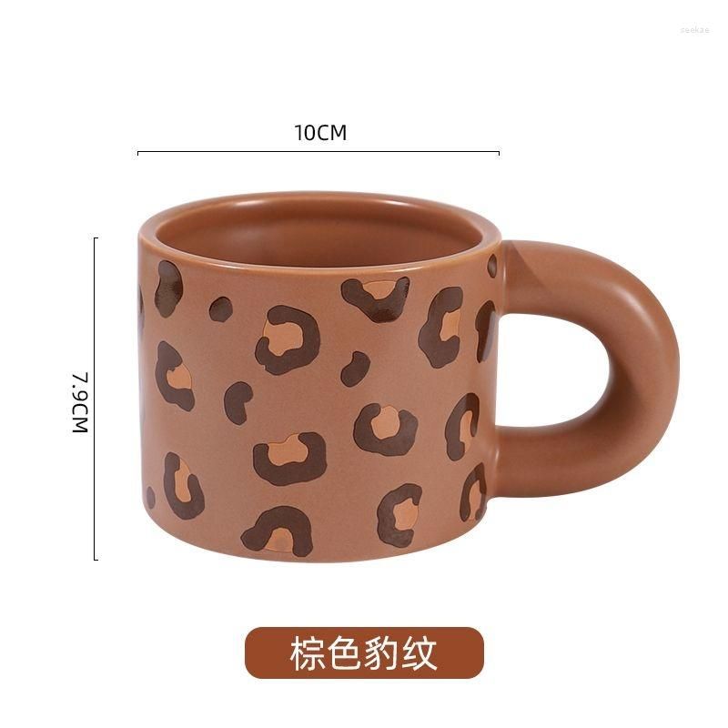 茶色