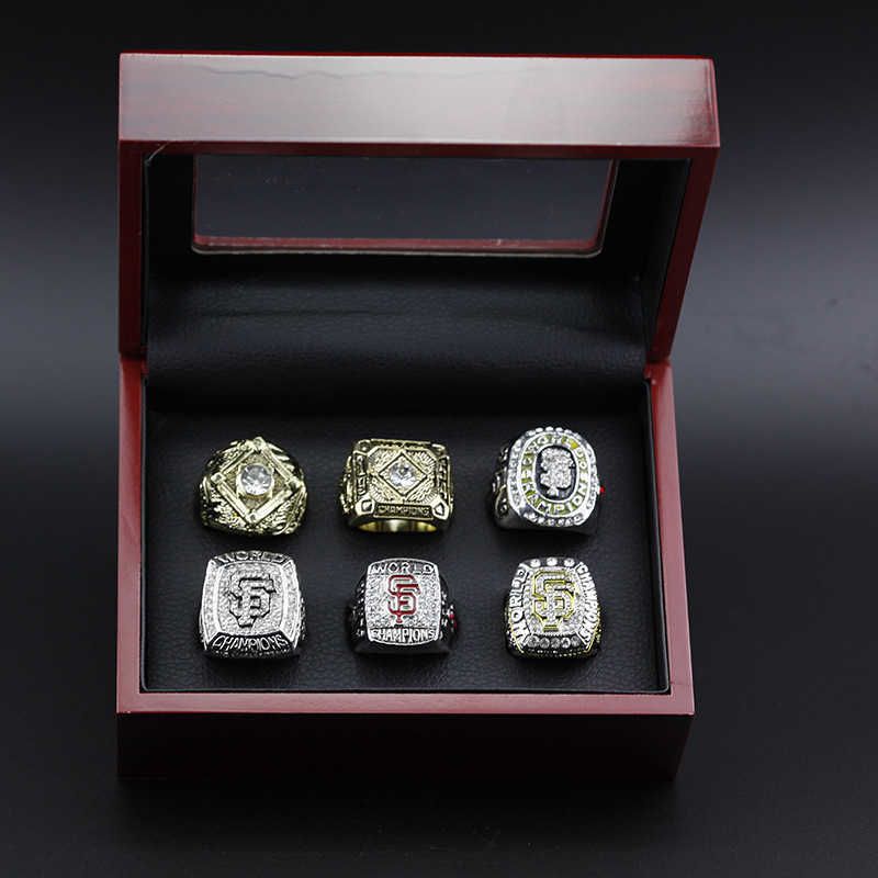 6 Rings + Wooden Box