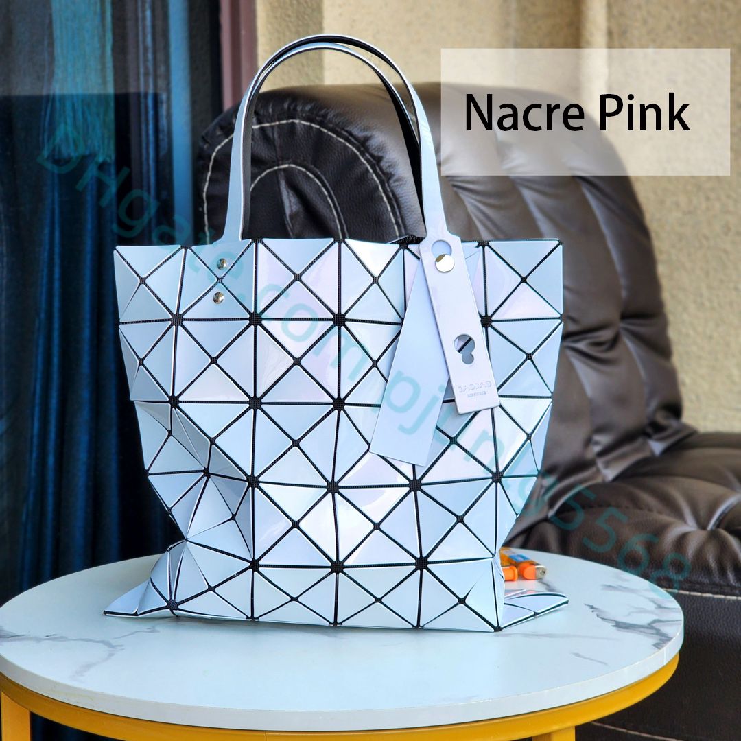 5- Nacre Pink