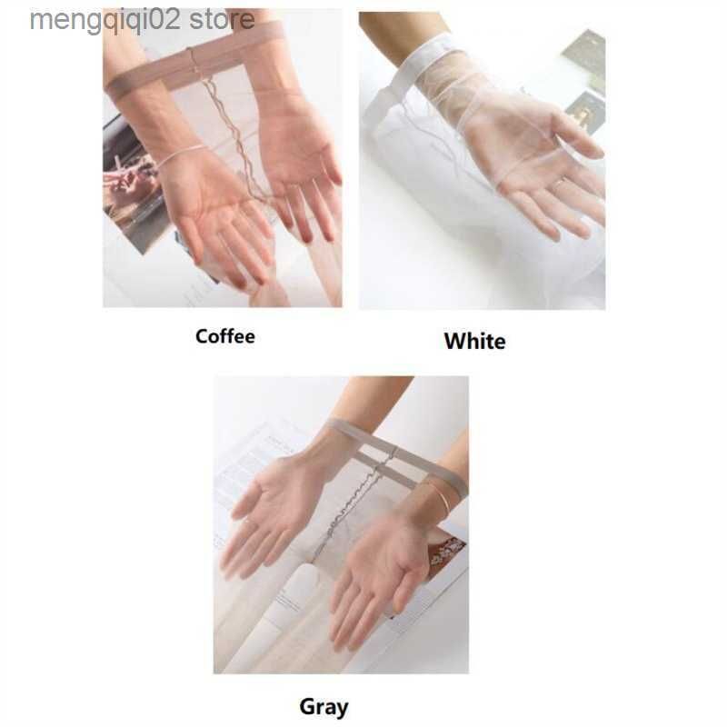 白い灰色のコーヒー