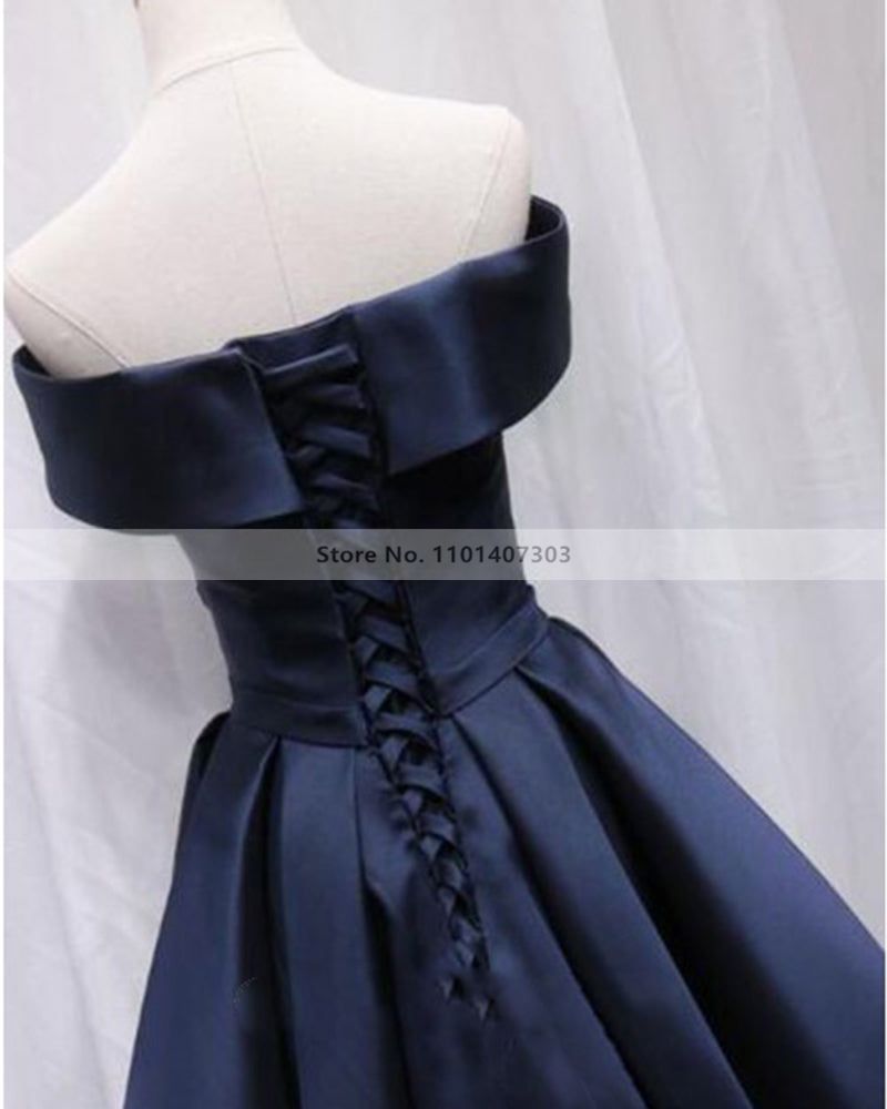 Navy blau