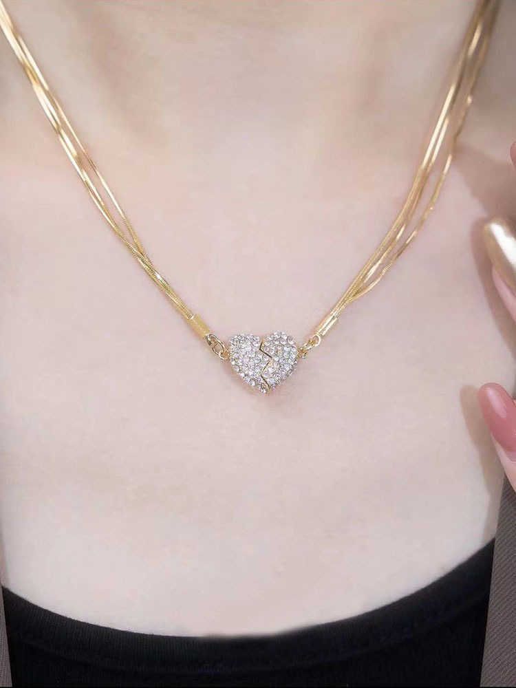 Gold Magnetic Love Necklace