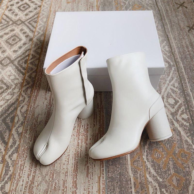 white ( 7.5cm heel)
