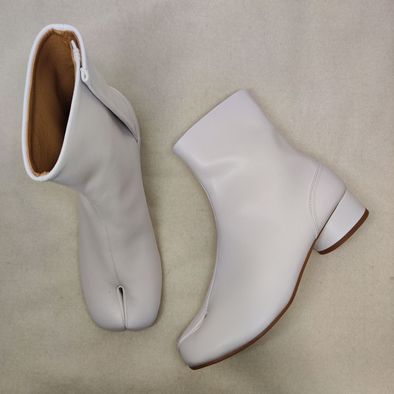 white ( 3.5cm heel)