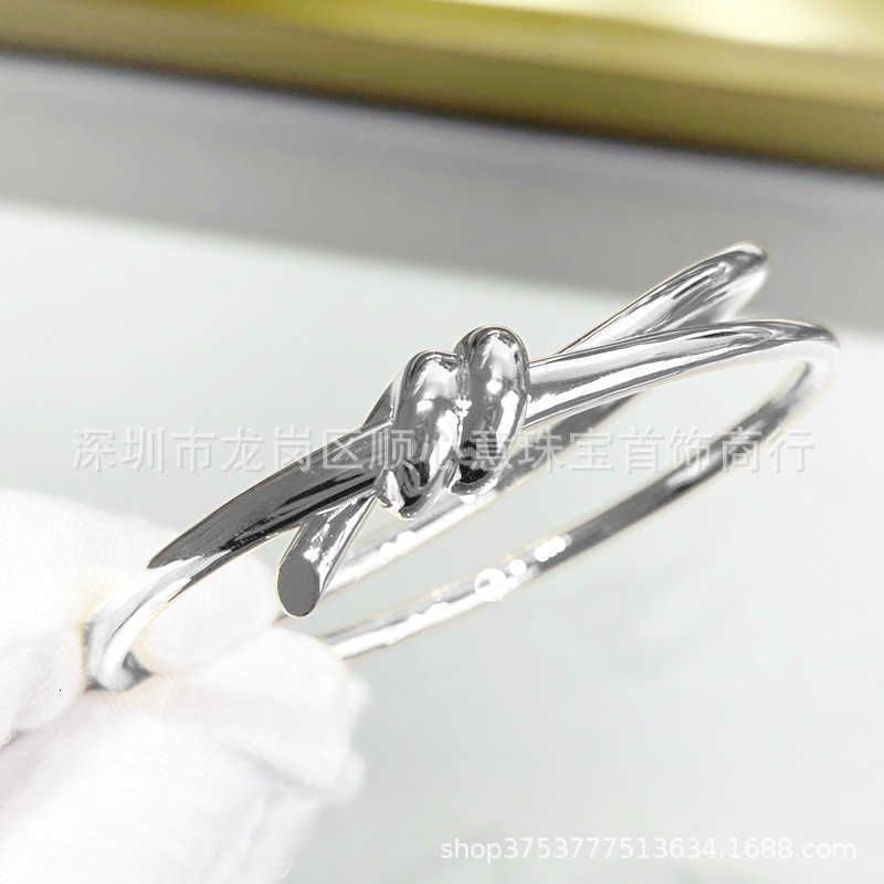 Diamond Free Platinum-925 Silver Tamanho