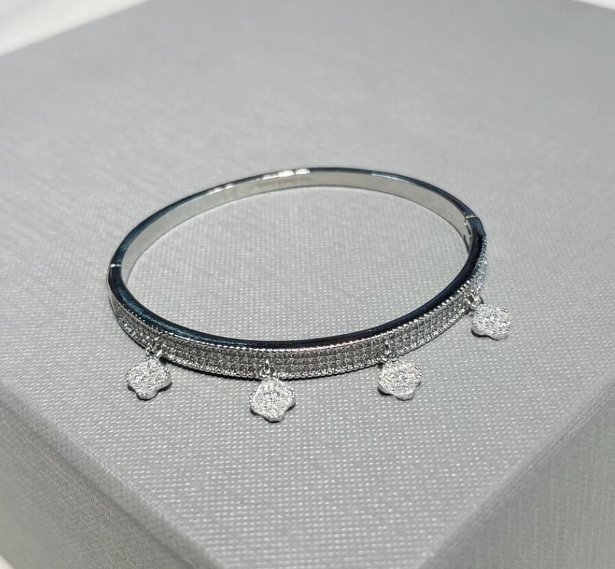 Bracciale B023