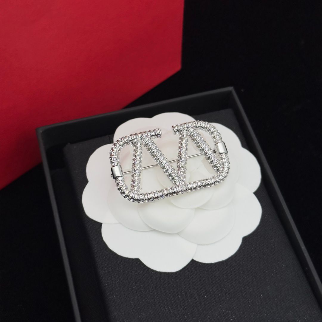 Diamonds Designer Silver Brooches For Women Luxury Gold Jewelry