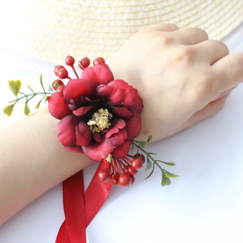 dark red wristflower