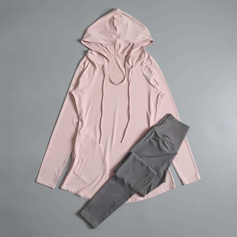 pink+medium grey