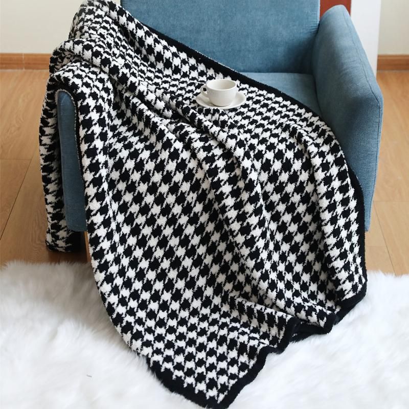 Houndstooth preto