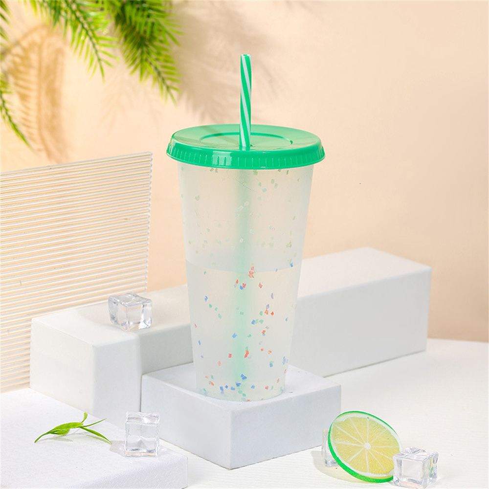 green straw cup