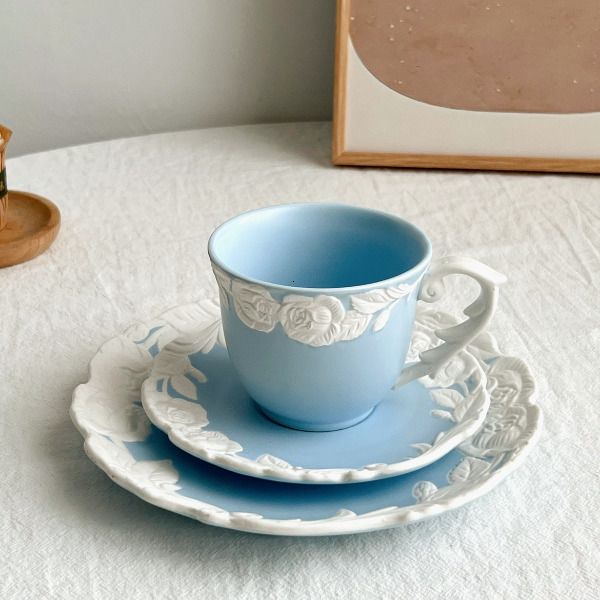 blue cup plate