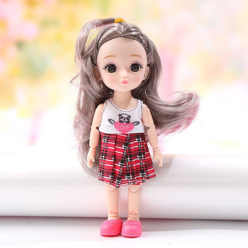 Doll And Clothes6