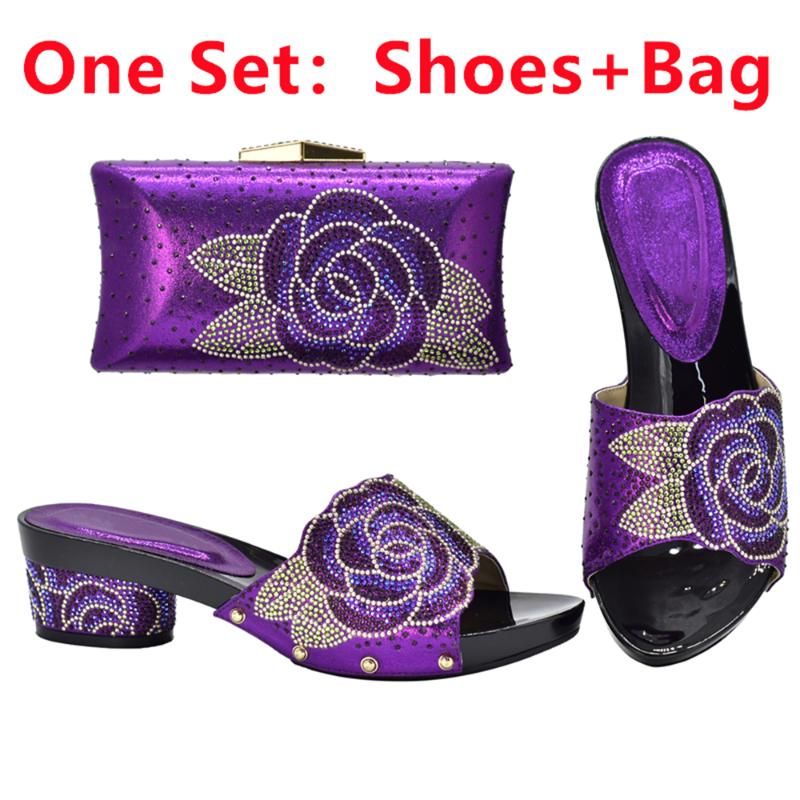Фиолетовые туфли и сумка