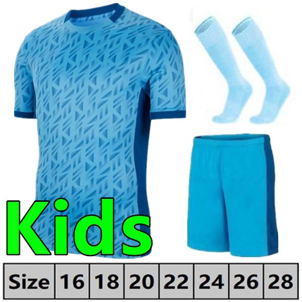 23 Kids-away+Socks