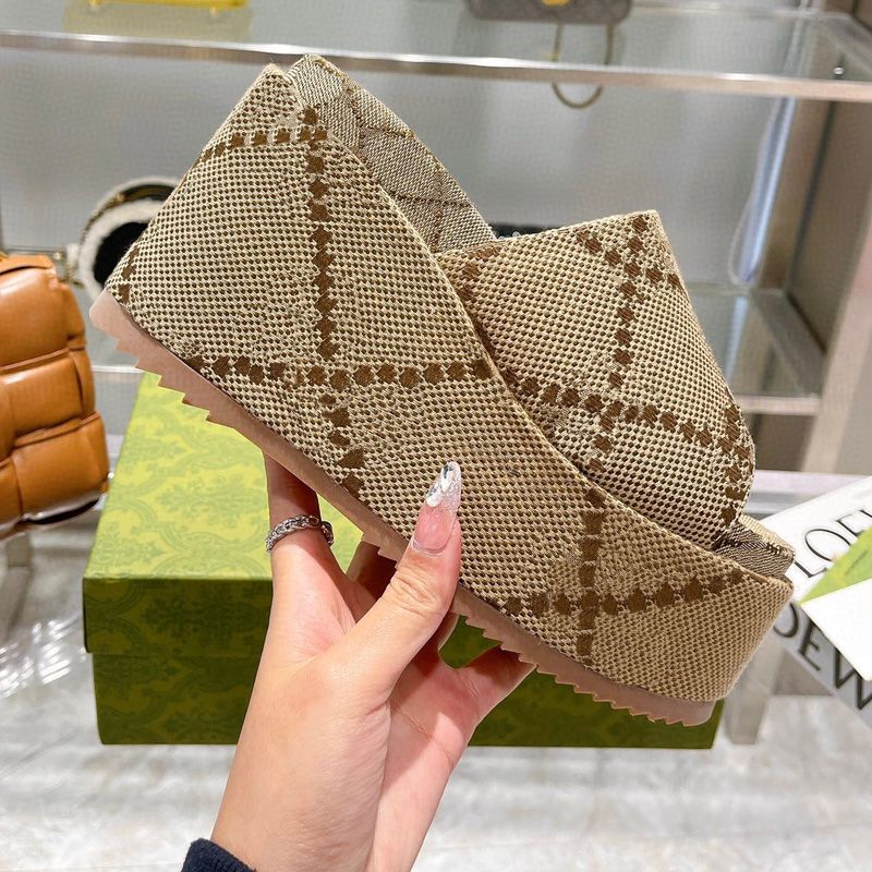 Beige Wedge 10 cm