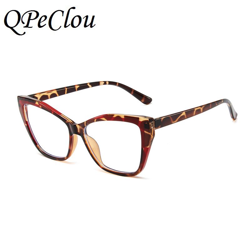 Red Leopard3079