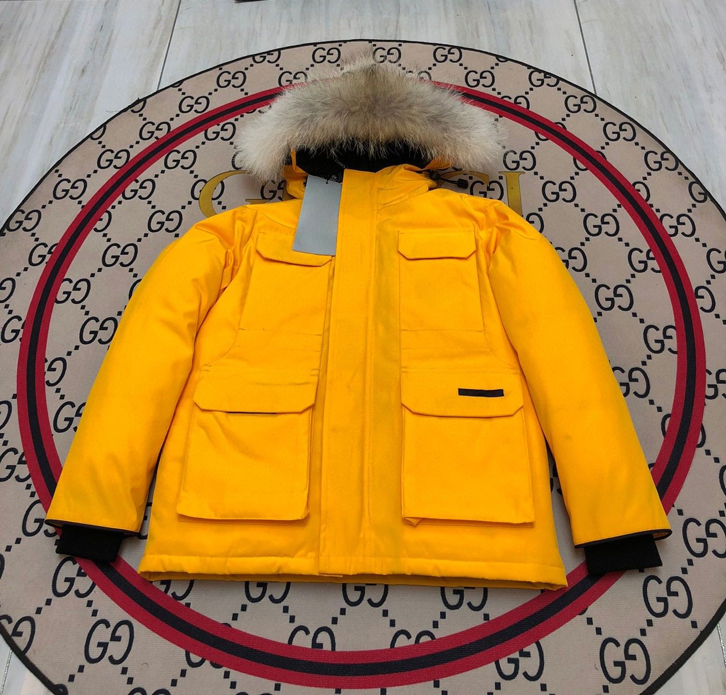 8y Yellow-Wolf Fur