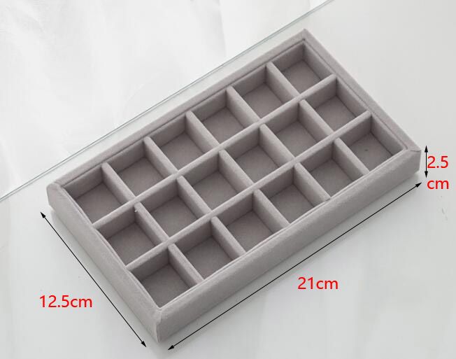 M 18 GRIDS TRAY