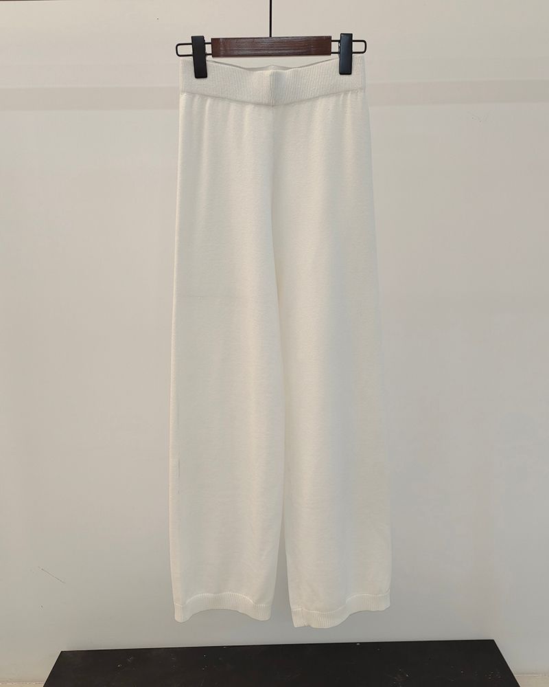 s22132-white-pants