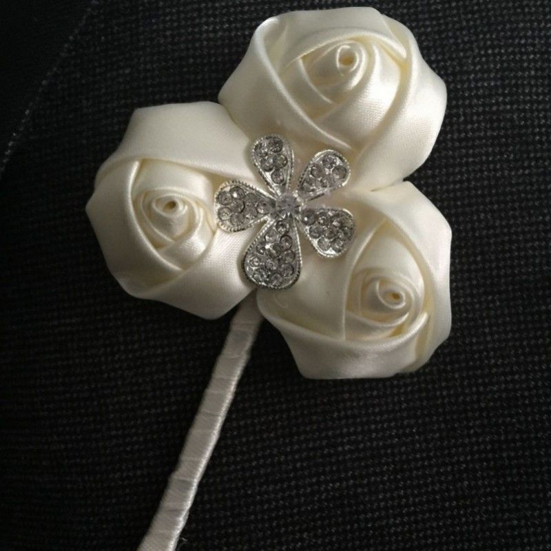 ivory boutonniere