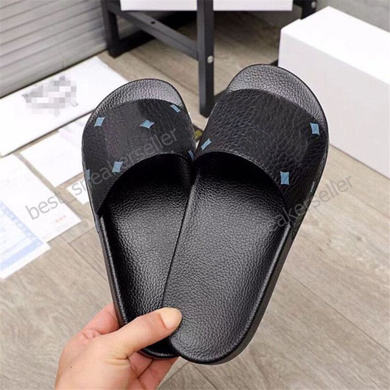 Louis Vuitton Men's Flat Sandals - Shoes