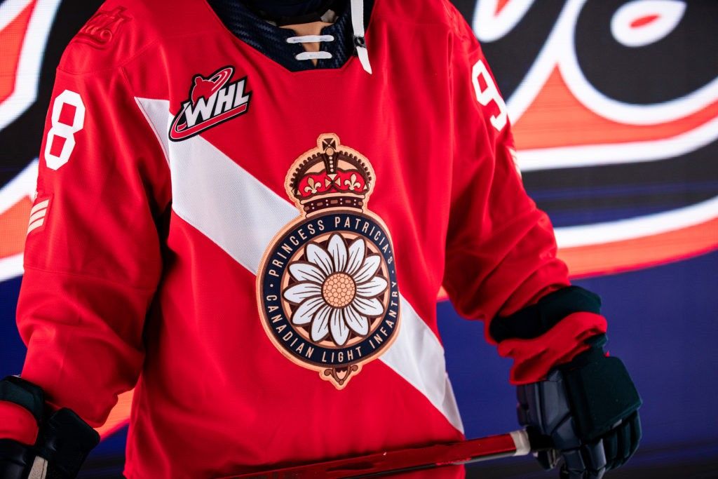 Custom Connor Bedard WHL Regina Pats Vintage Hockey Sweaters Parker