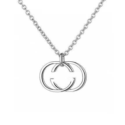 17 Collier en trois dimensions