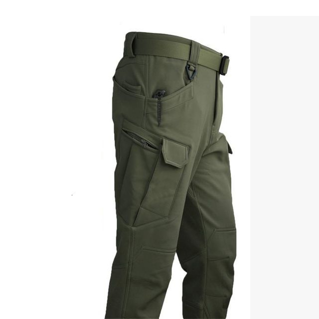 Зеленые брюки 2