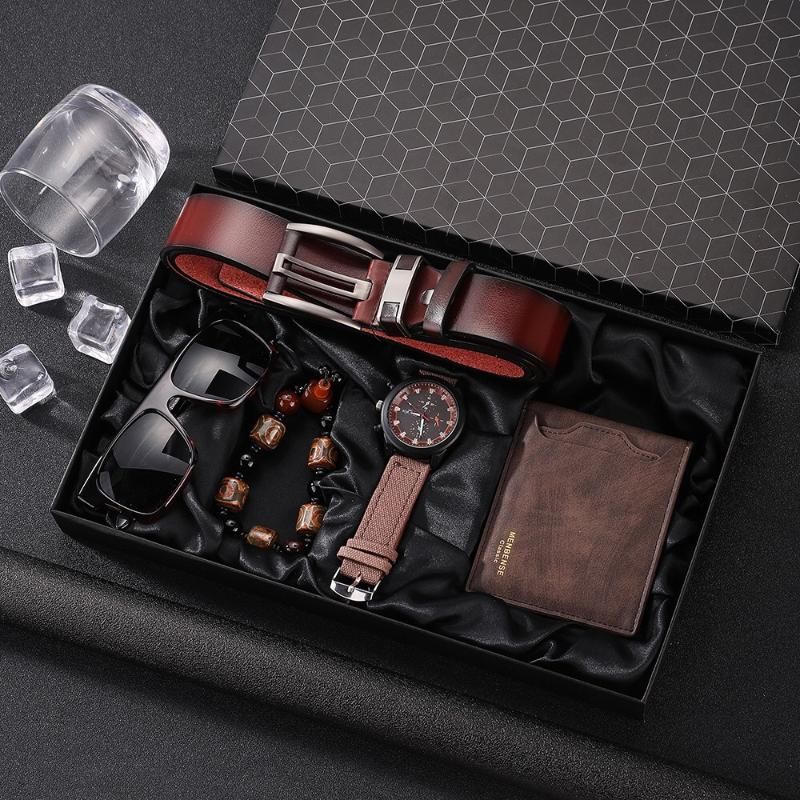 Brown watch set