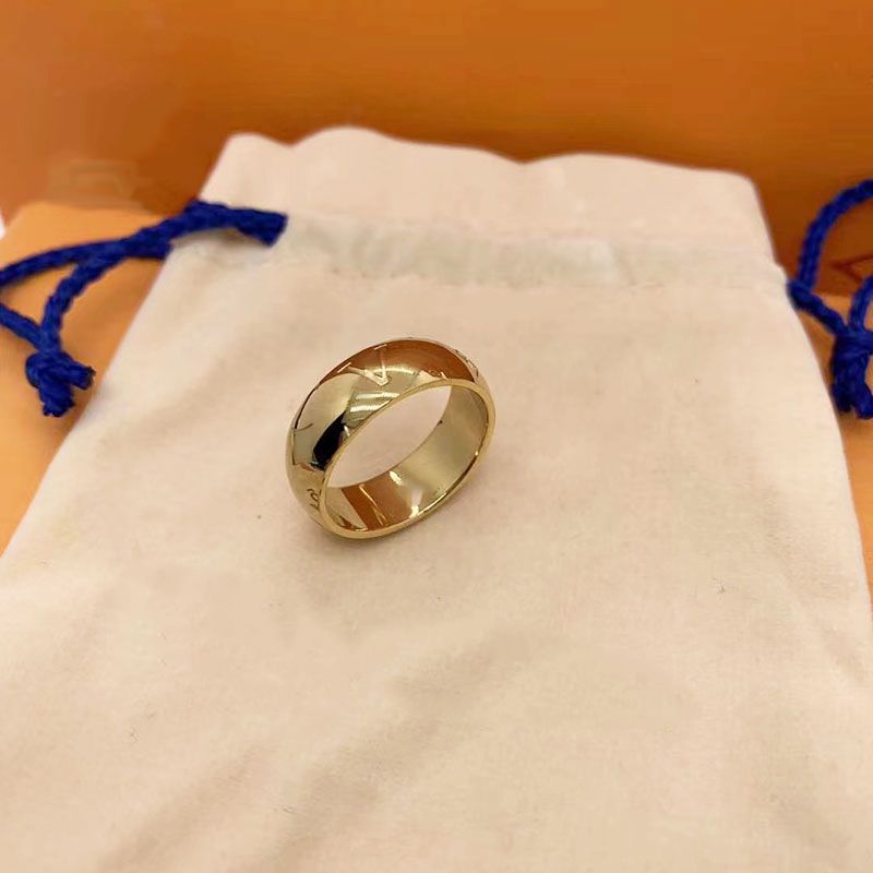 gold ring with box