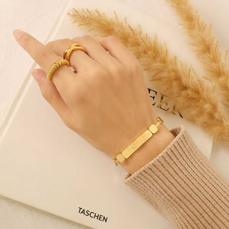 E010 - Gold Bracelet - 16 + 5cm