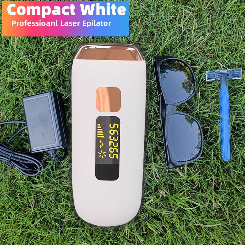 Compact White-Eu Plug