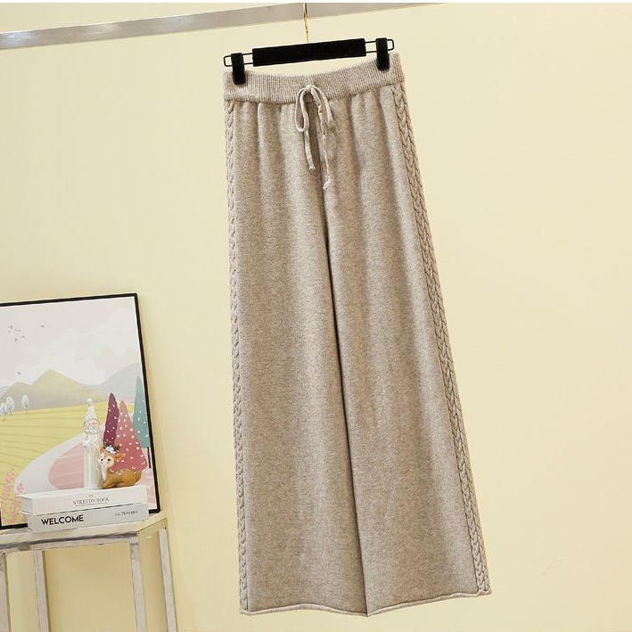 Pantalones khaki