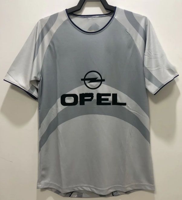 01/02 camisa fora