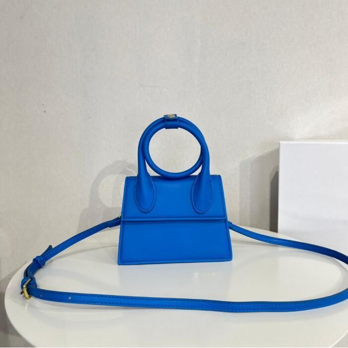 Blauw 18 cm