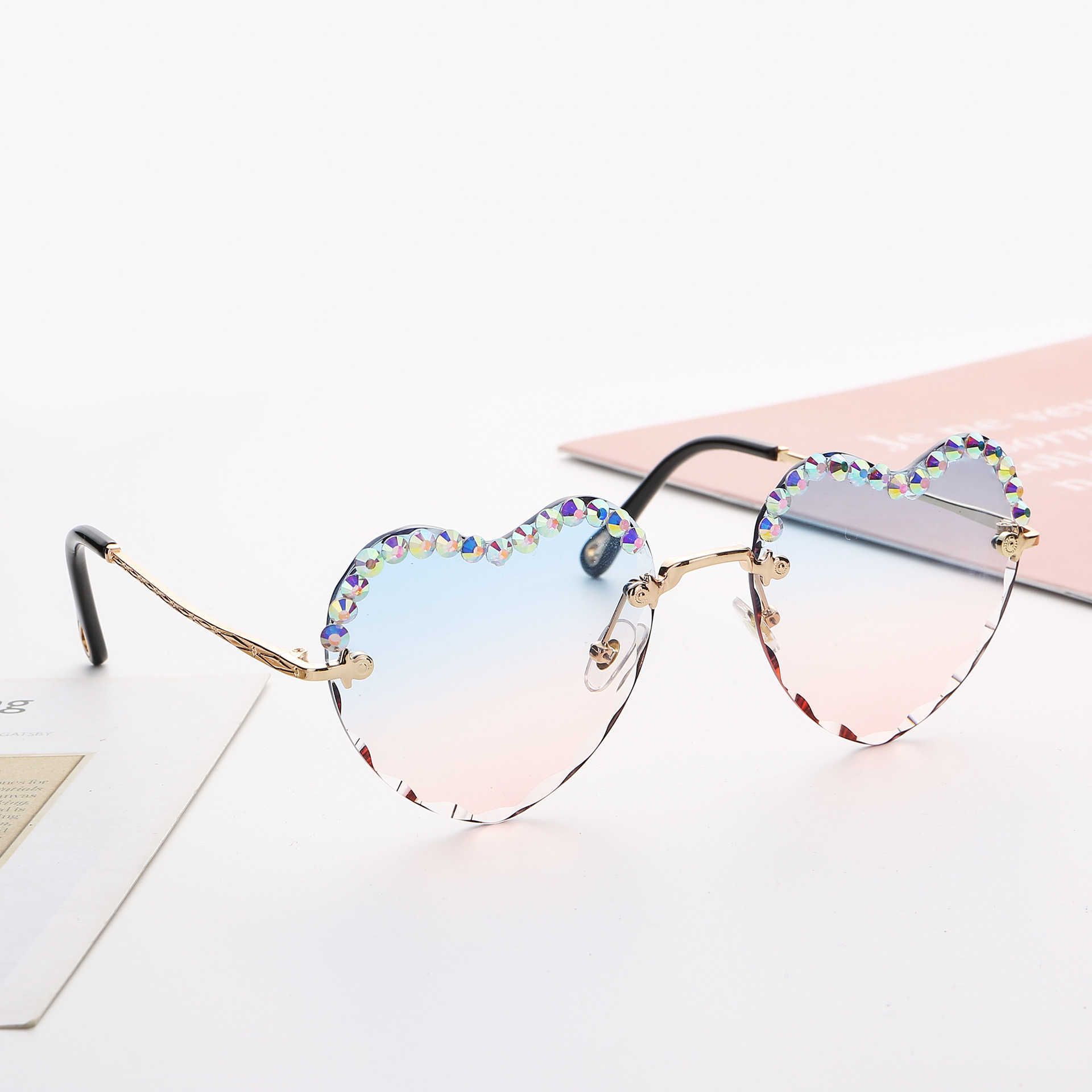 love inlaid diamond sunglasses