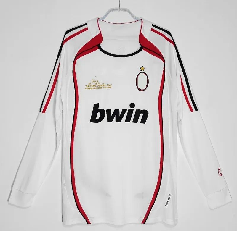 06-07 Away sleeve