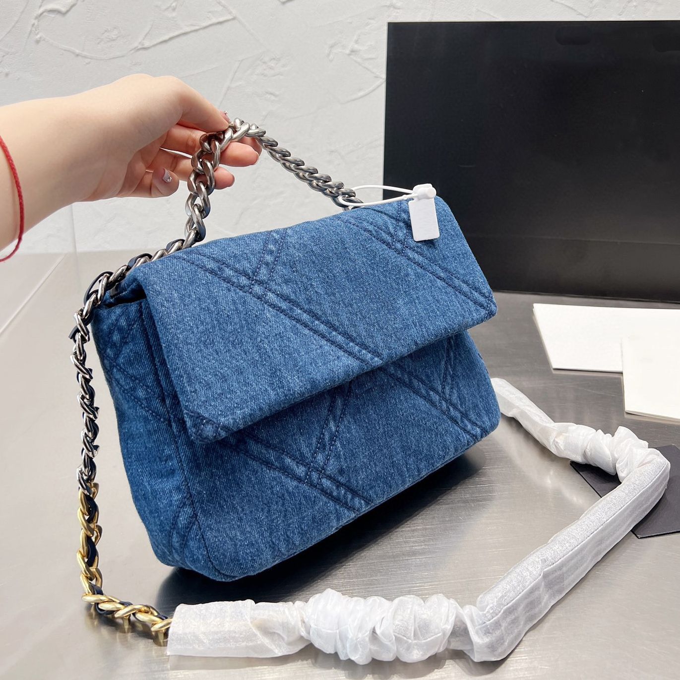 Crossbody Bag Designer Bags Luxurys Handbags Woman Denim Handbag Women  Luxury Chain Shoulder Bag Fashion Diamond Lattice Totes From Queenqueen,  $53.16