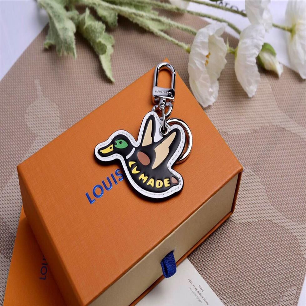 Mountain Duck Bunny Keychain Stylish And Durable Knee Chain 203Z