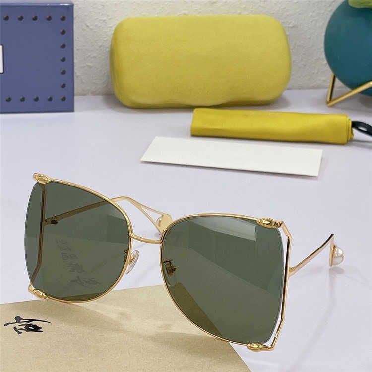 gold frame dark green