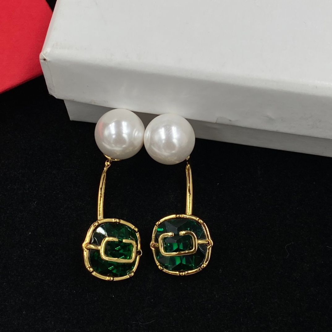 Boucles d'oreilles / avec boîte