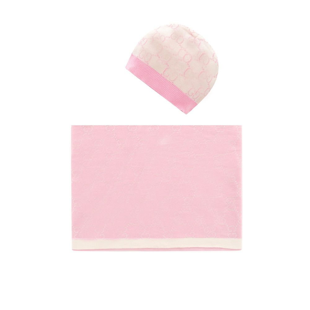 pink withhat