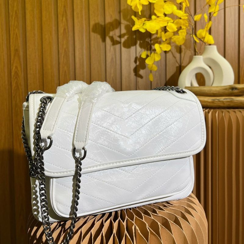 White+ size: 22*21*10cm